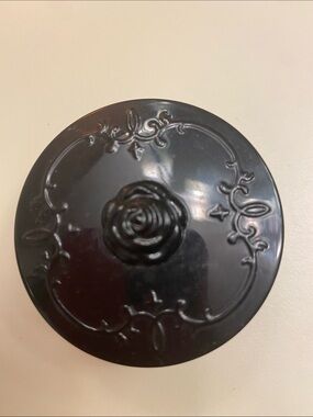 Anna Sui Black Rose blush
